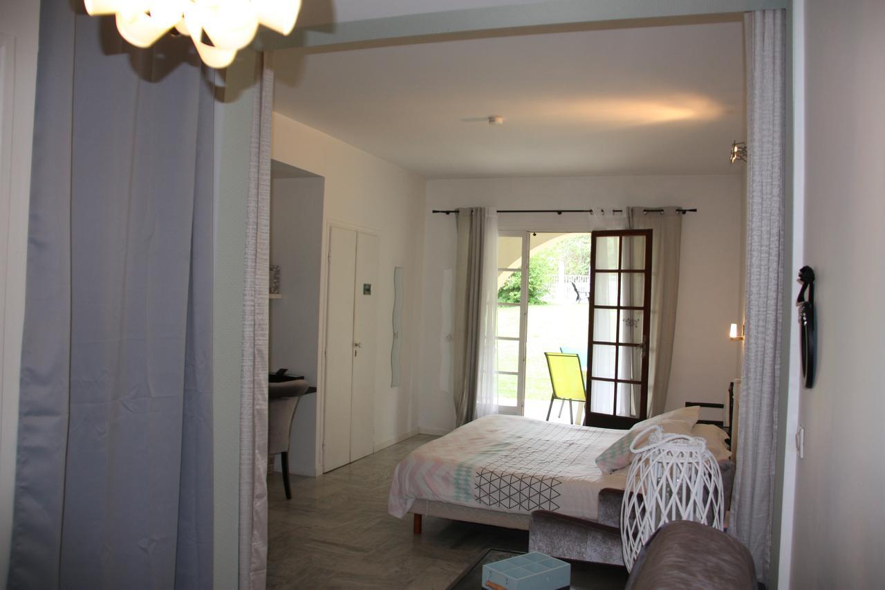 موانس سارتوكس Villa Manon المظهر الخارجي الصورة