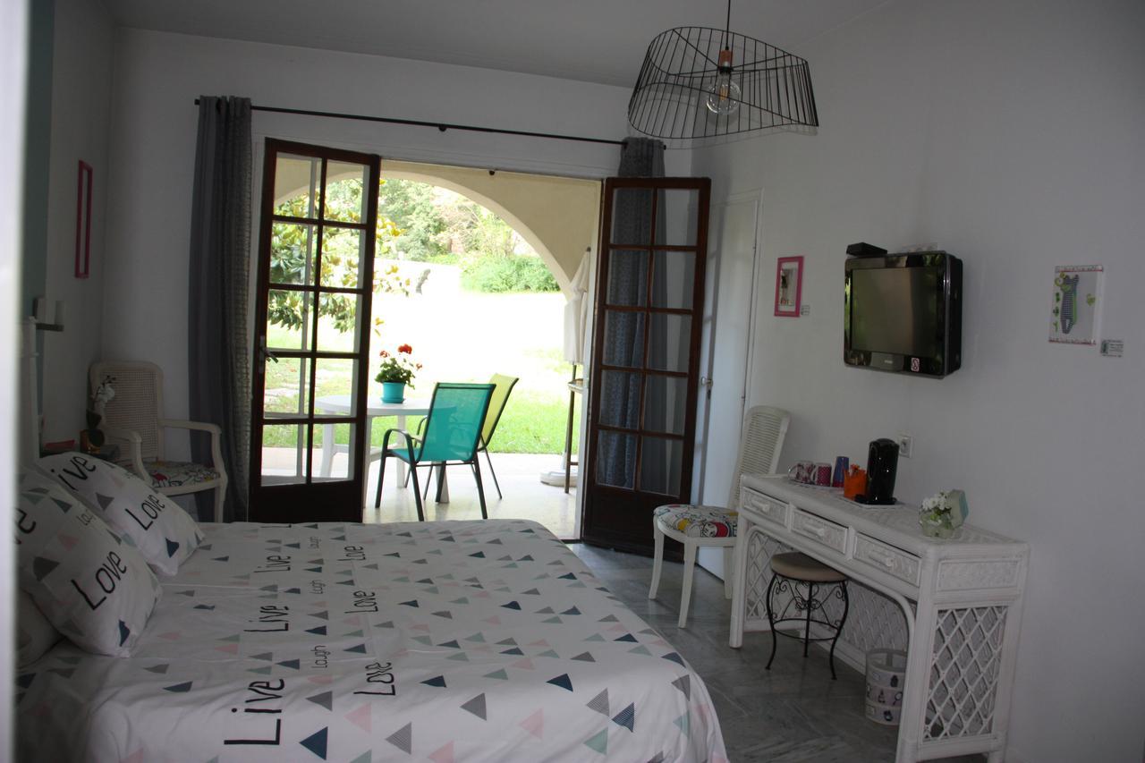 موانس سارتوكس Villa Manon المظهر الخارجي الصورة